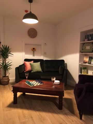 The Moss Pot Aparthotel Shannonbridge Esterno foto